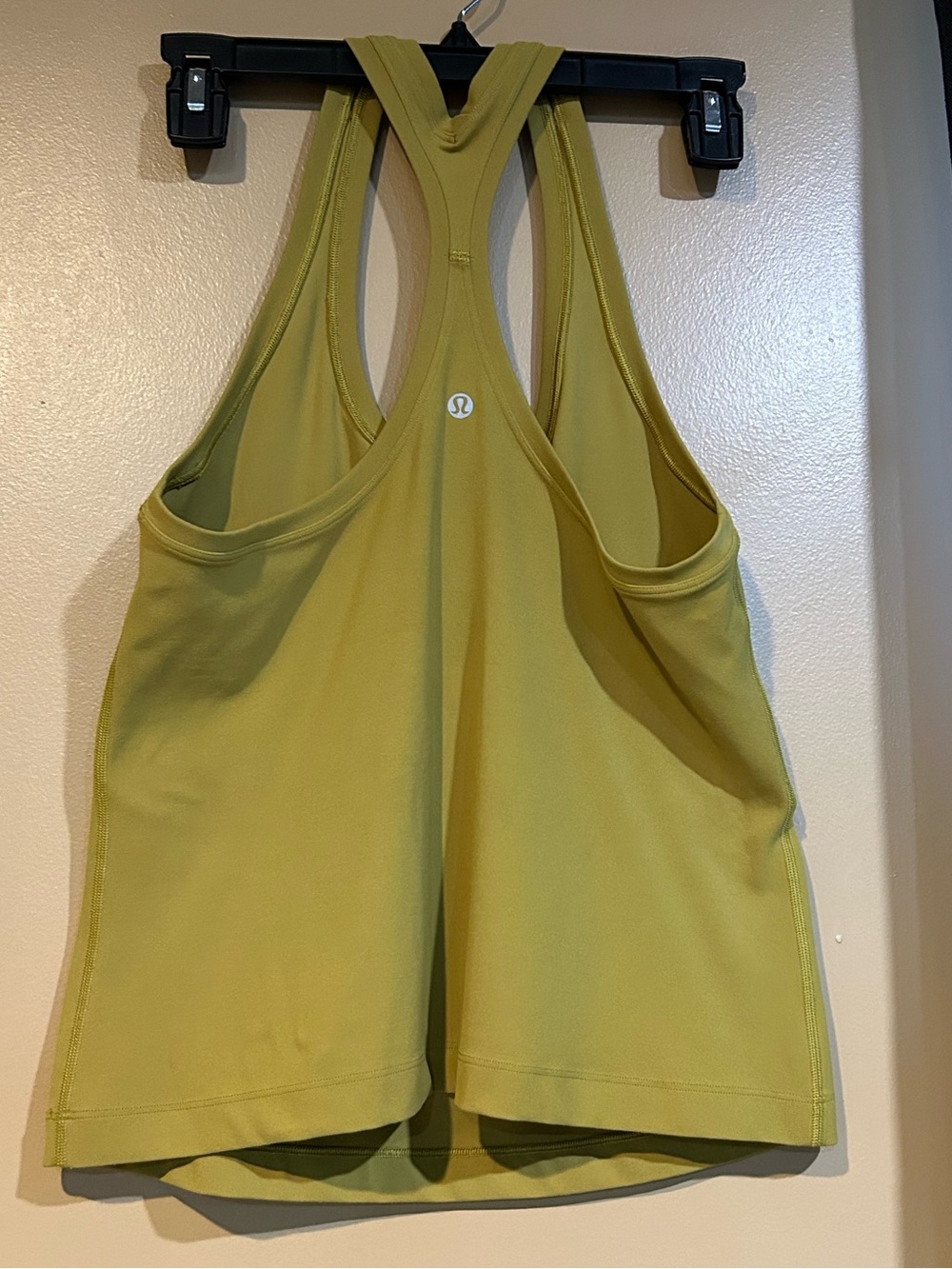 Lululemon Women’s Olive Green Racerback Tank Top - never worn - Picture 5 of 5